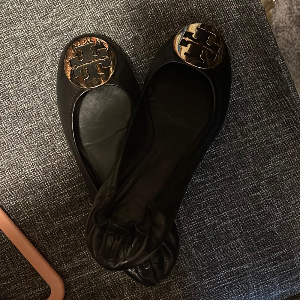 Tory burch flats size 6